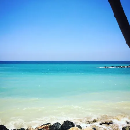 Coral Bay Townhouse, Pool & Sea Views, Peyia בית נופש *
