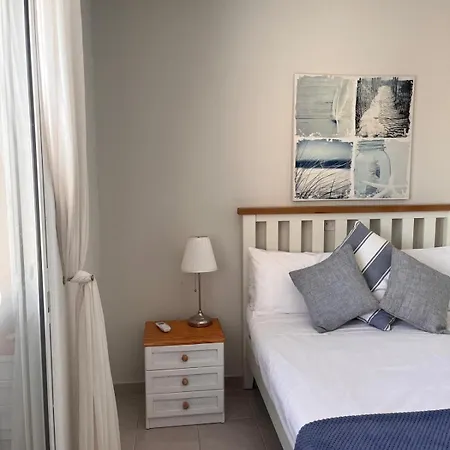 Coral Bay Townhouse, Pool & Sea Views, Peyia בית נופש *