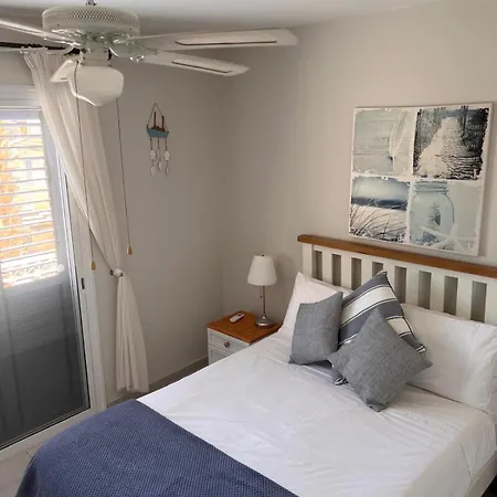Coral Bay Townhouse, Pool & Sea Views, Peyia Paphos